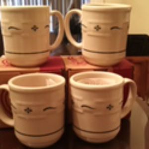 Set of 4 longaberger pottery mugs